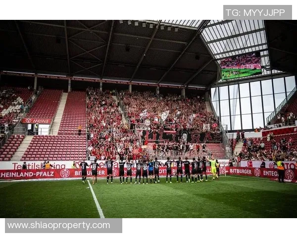 拜仁慕尼黑迎战奥林匹亚全力争胜展现球队实力与决心